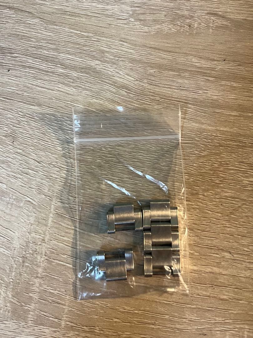 TUDOR Black Bay 41mm純正3連ブレスレット