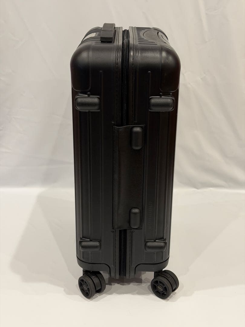 【希少・機内持込可】RIMOWA × PORSCHE コラボスーツケース艶消し黒