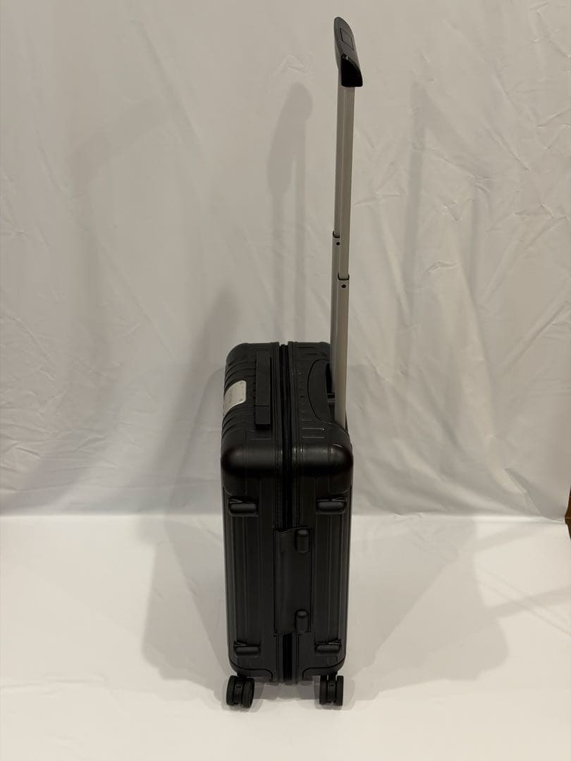 【希少・機内持込可】RIMOWA × PORSCHE コラボスーツケース艶消し黒