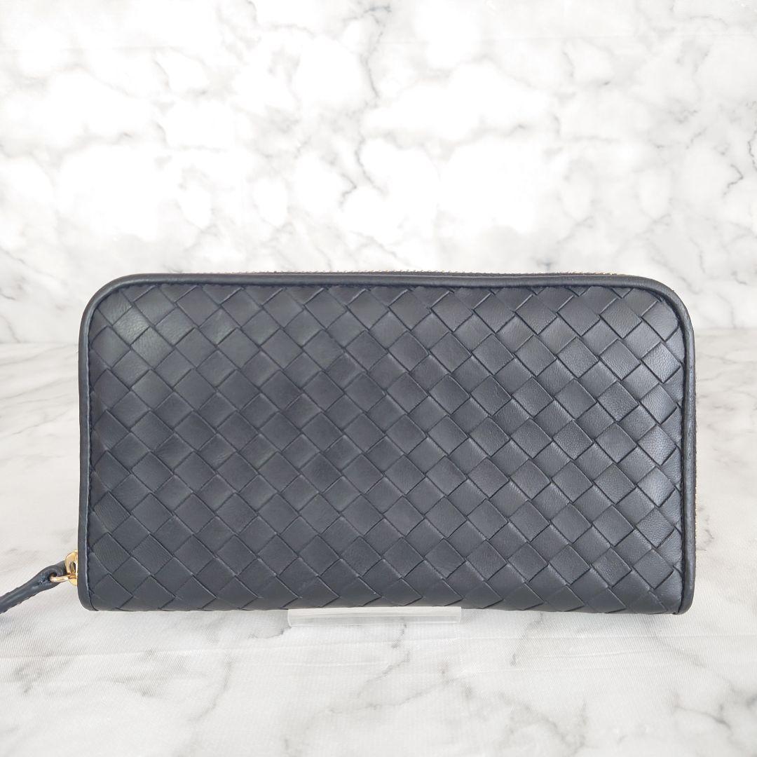 Bottega Veneta イントレチャート 長財布 ラウンドジップ ブラック