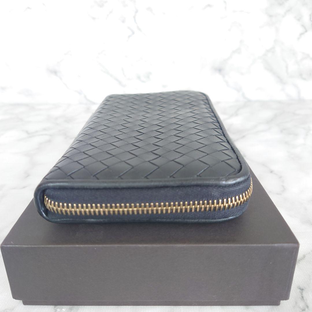 Bottega Veneta イントレチャート 長財布 ラウンドジップ ブラック