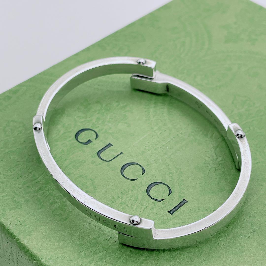 GUCCI バングル　プレート　ブレスレット　シルバー925