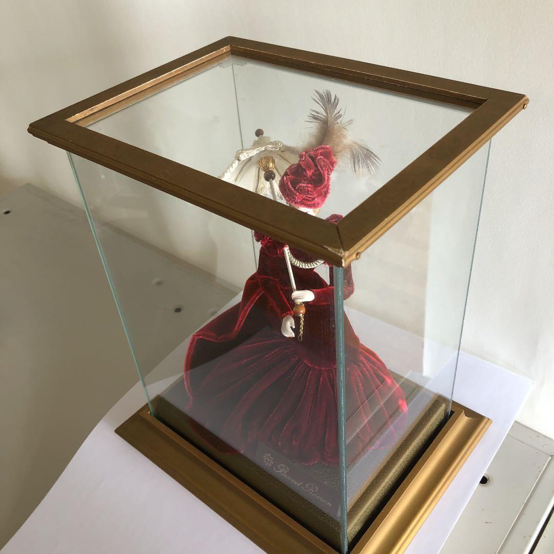 ◆ビスクロマン　傘の貴婦人　ガラスケース付き