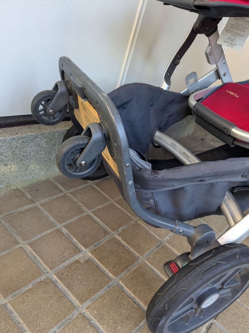 ぽむ☆UPPAbaby Vista 3人乗り　破格