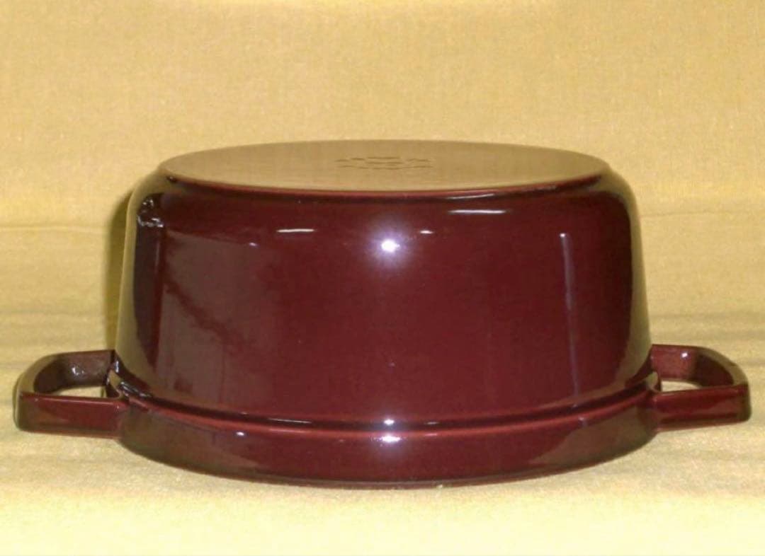 早い者勝ち‼️ストウブが美しすぎて‼️ピコココット22cm 両手鍋 ホーロー鍋 鉄鍋