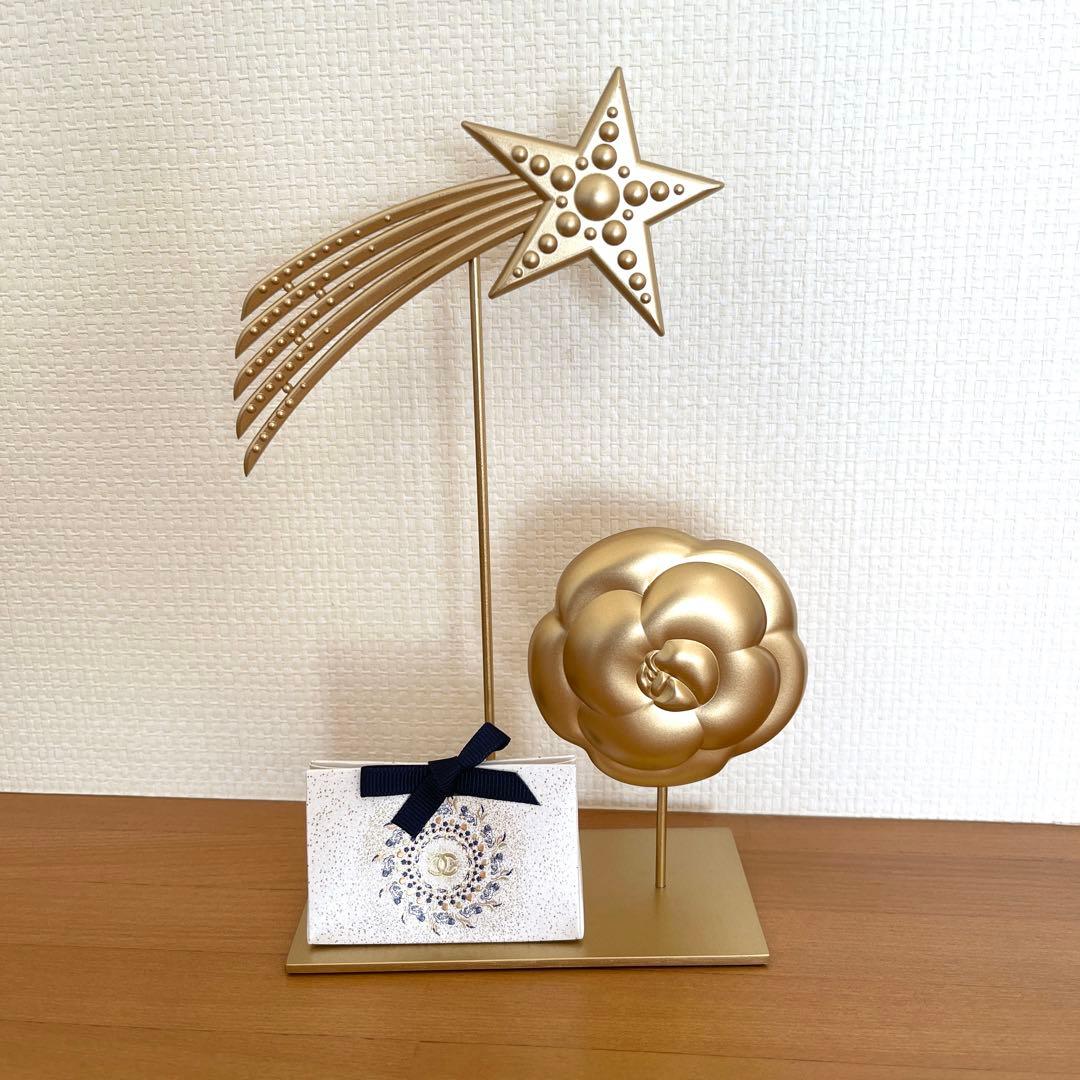 シャネル　店頭ディスプレイオブジェ　2025ホリデー限定