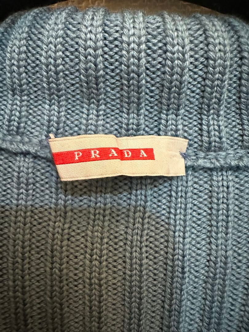 PRADAの長袖ニット