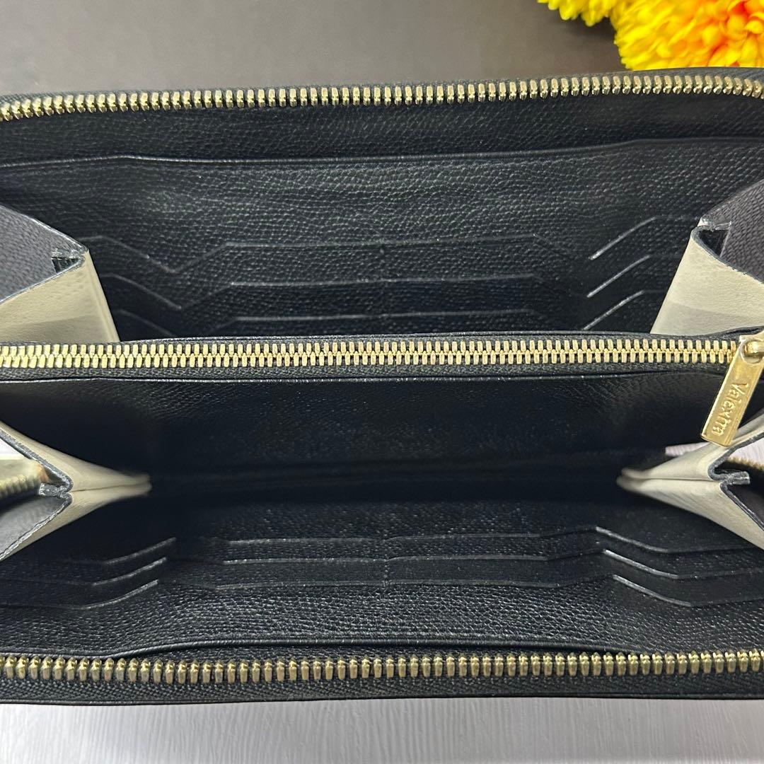 新品同様‼️ ヴァレクストラ　財布　長財布　ジッピーパース　ラウンドファスナー