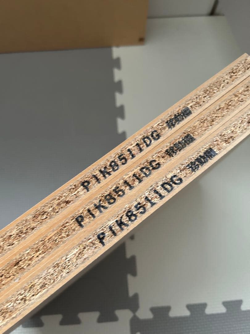 ホワイトキャビネット リビングボード サイドボード ガラス扉付き①