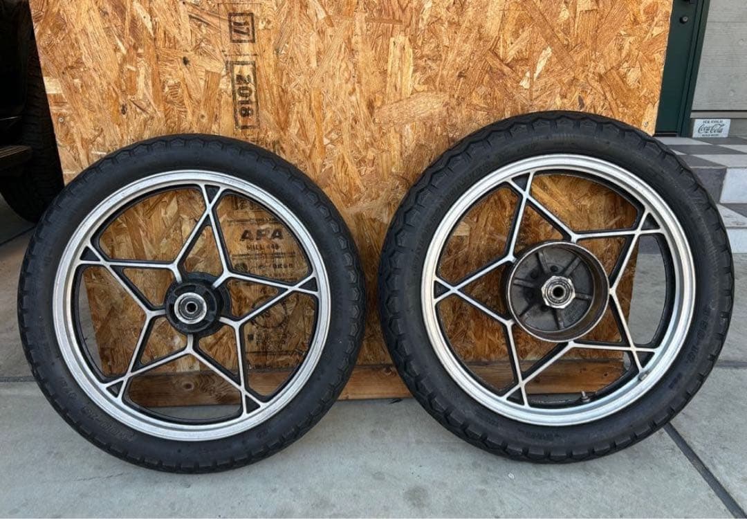 gs400ホイール 純正星キャスト タイヤtt100gp