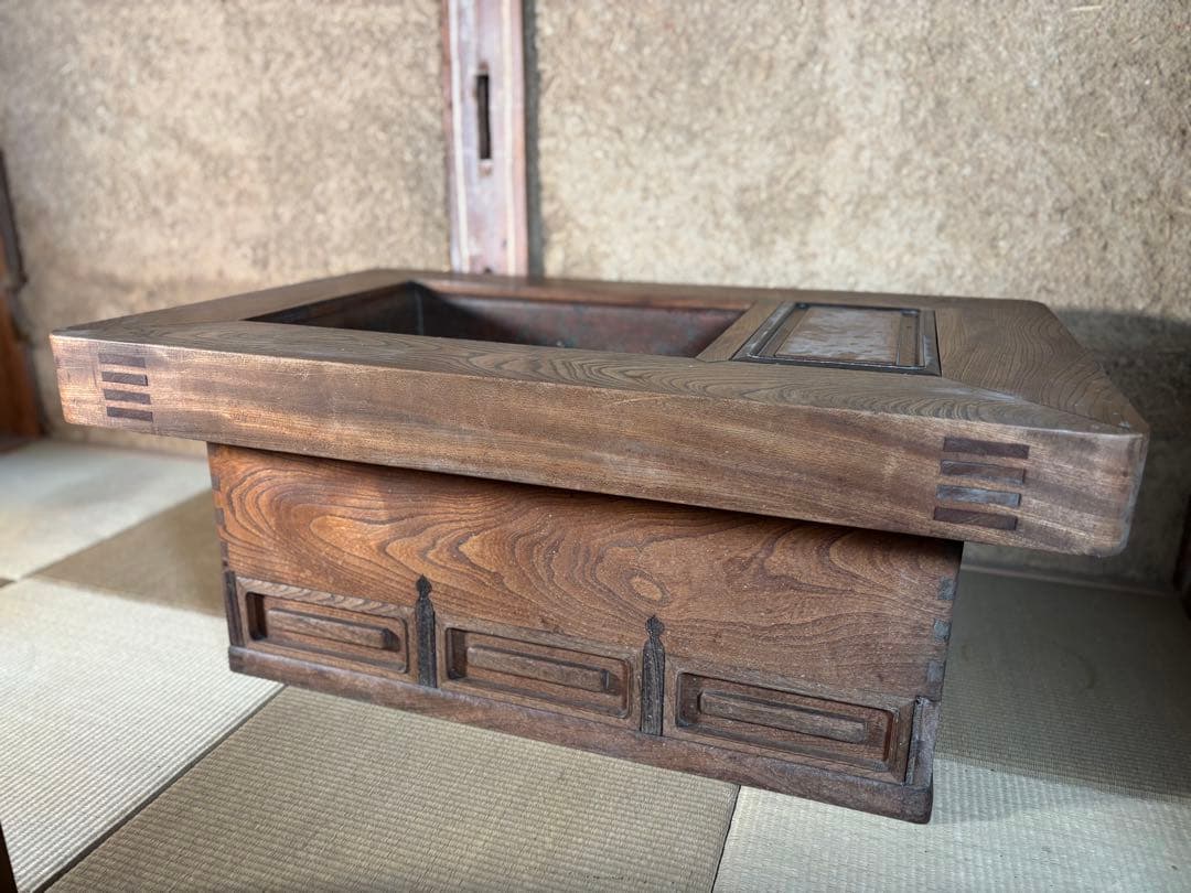 関西長火鉢　銅板落とし囲炉裏　五徳付き手炙り　古民具