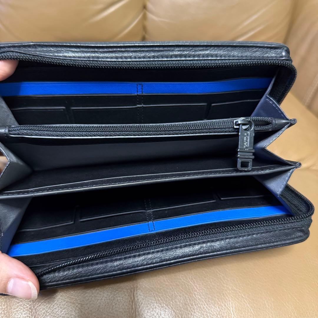 Tumi Alpha ジップ・アラウンド・ラージ・トラベルウォレット