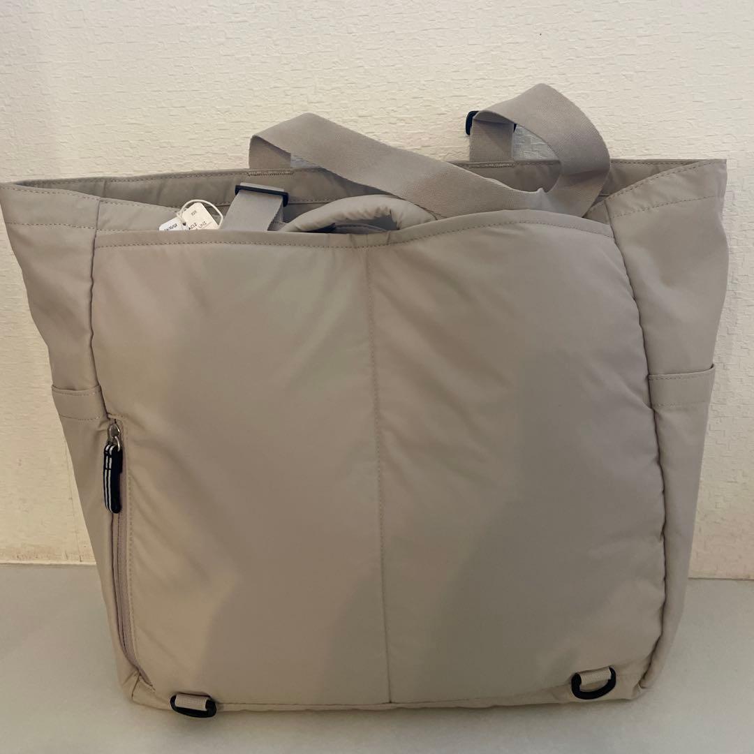 さな新品未使用 agnès b. ベージュ マザーズバッグ