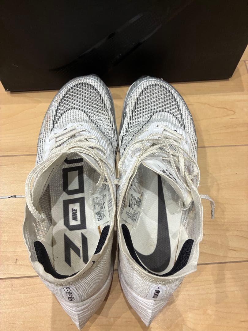 ナイキ ズームX ヴェイパーフライ ネクスト% 2 25.5cm