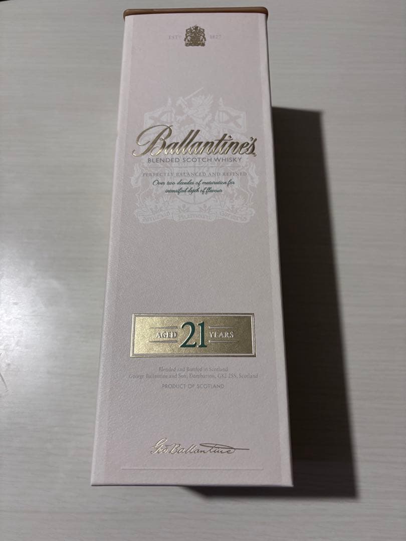 Ballantine's 21年ウイスキー 専用ボックス付き