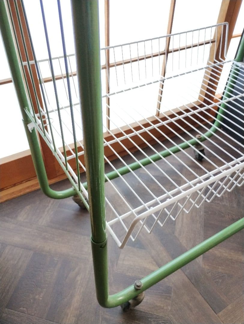 昭和レトロ　ワイヤーワゴン　キャスター付　店舗什器　家具　メタルラック　緑×白