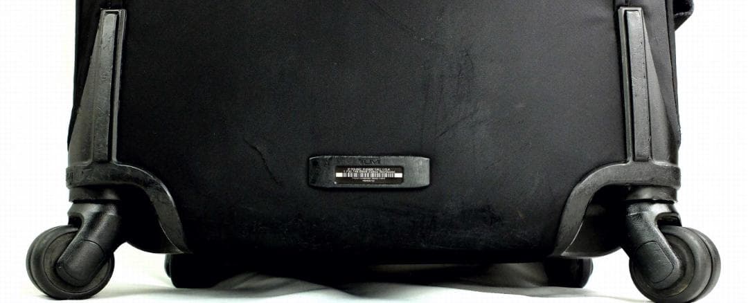 専用トゥミ インターナショナル 4 ウィールド・キャリーオン BK 【USED】