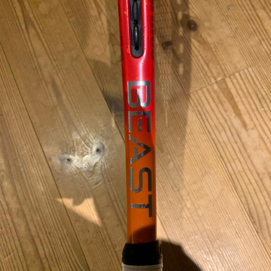 現行型　prince BEAST O3 100 G2テニスラケット 赤オレンジ