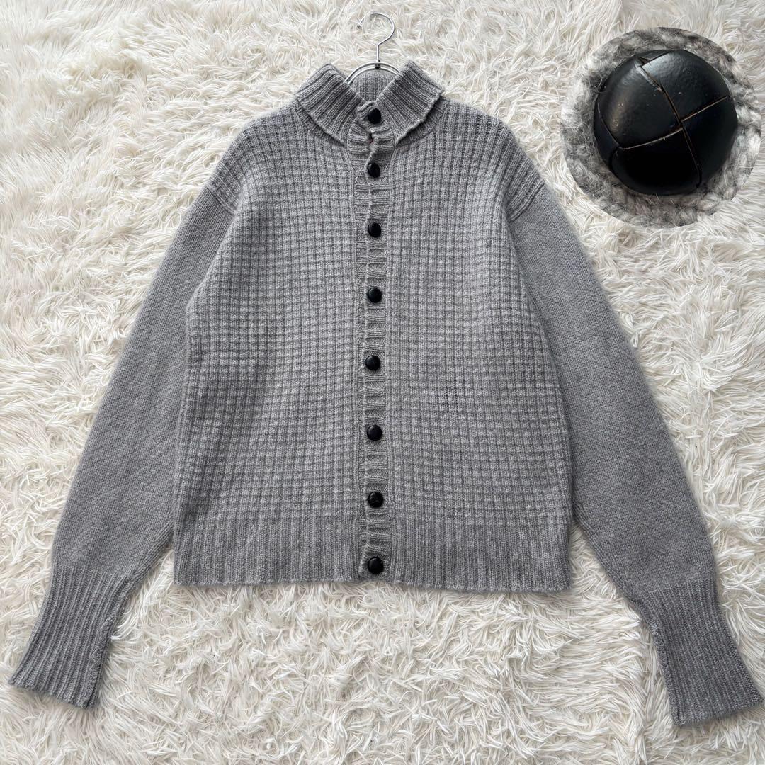 良品✨ コーギ カシミヤ100% カーディガン 洗える くるみボタン ハイネック