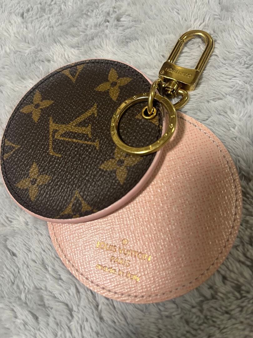 ルイ・ヴィトン バッグチャーム　ミラーキーホルダー