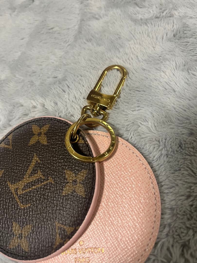 ルイ・ヴィトン バッグチャーム　ミラーキーホルダー