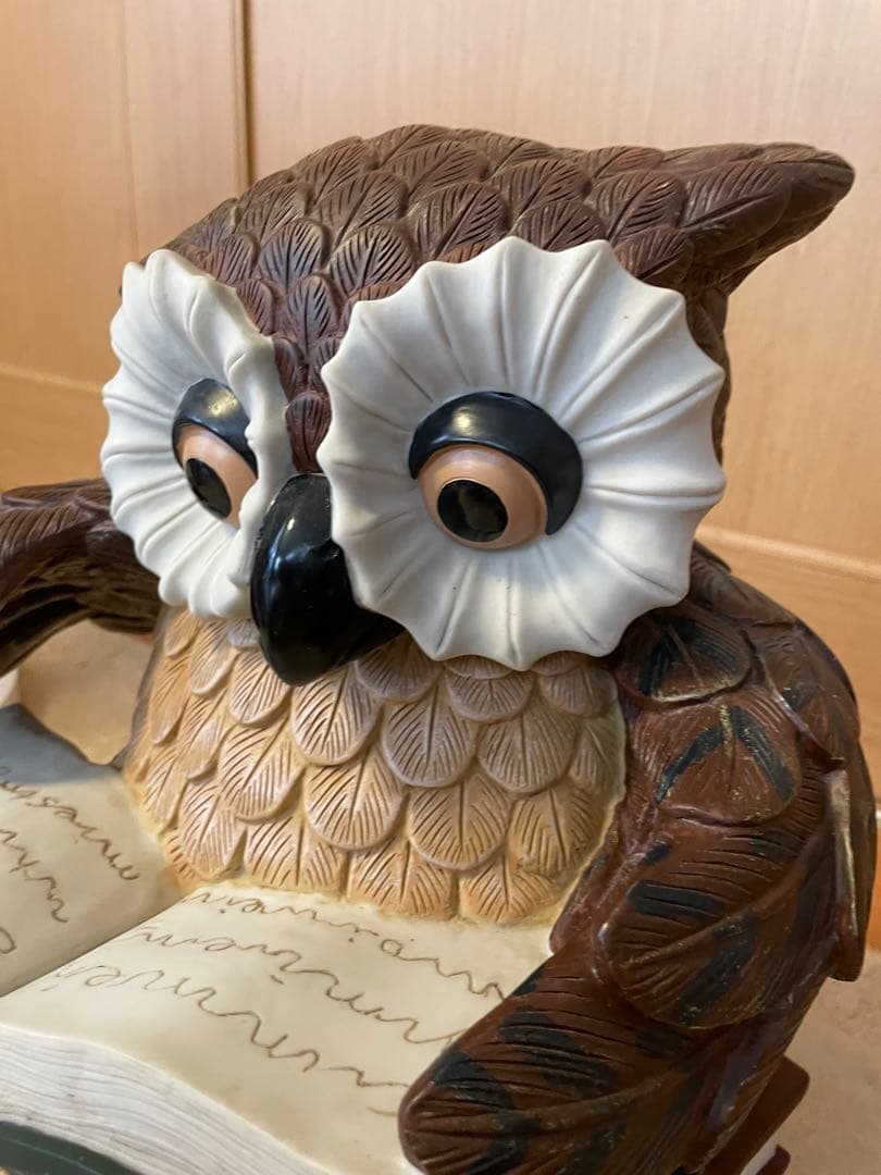bigサイズ フィギュリン 読書フクロウ