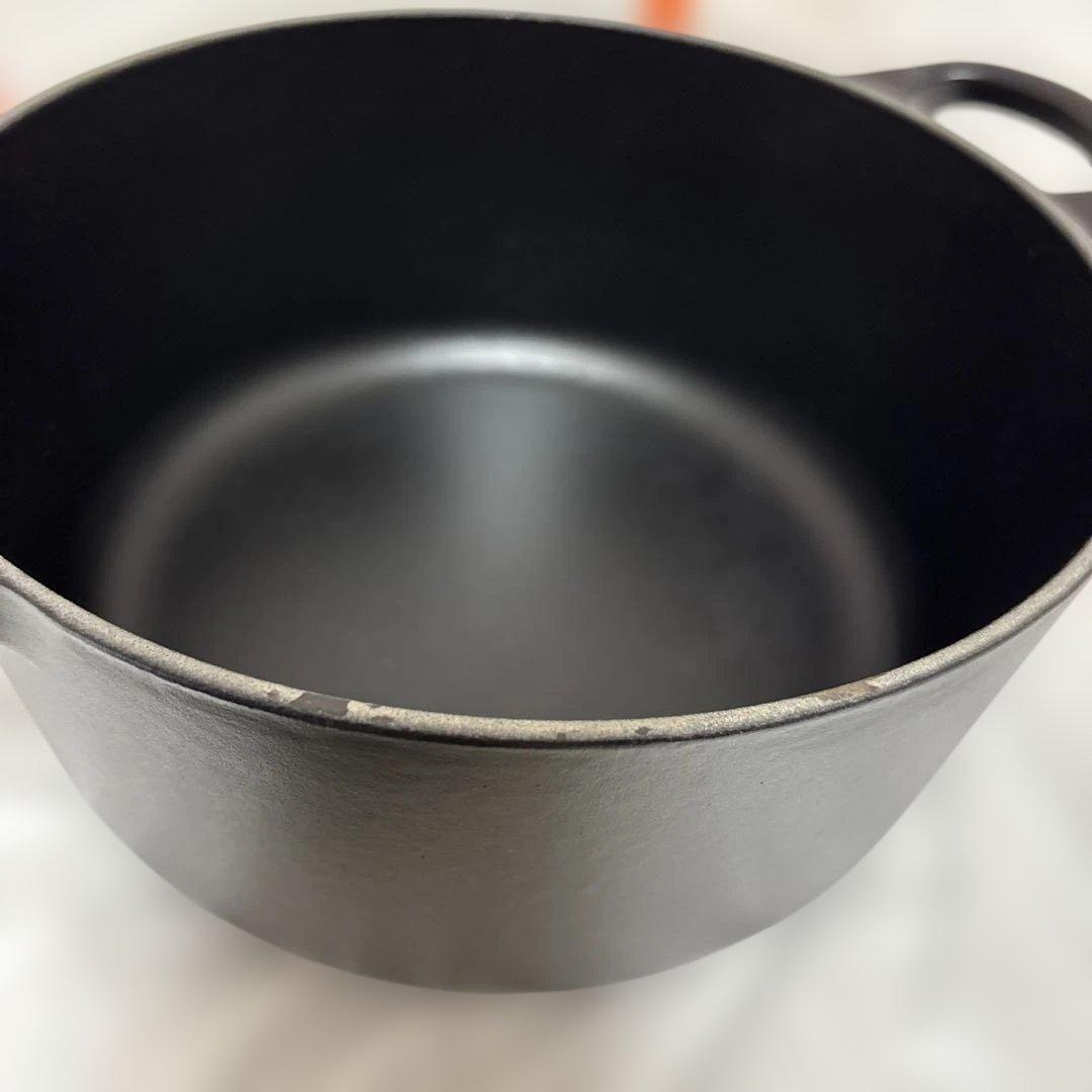 ル・クルーゼ　ココットロンド　18 マットブラック