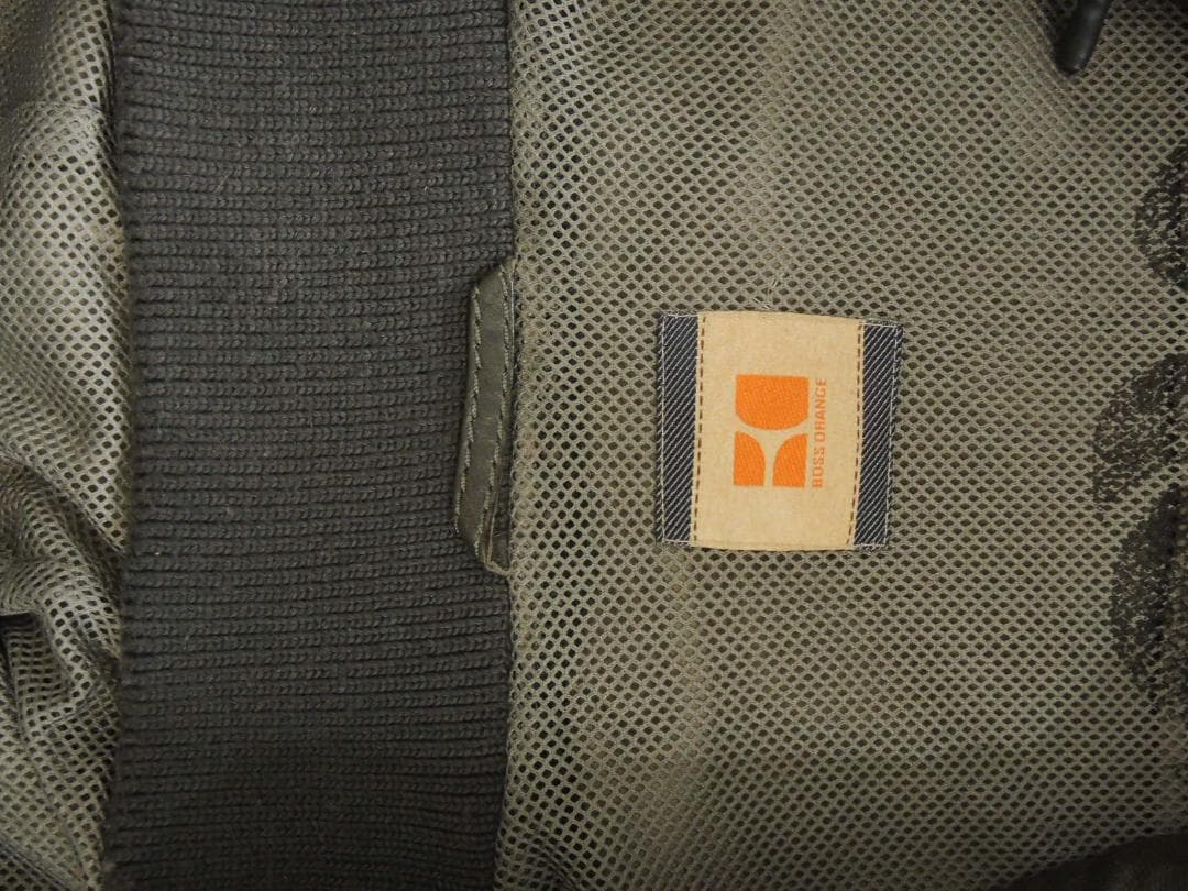 25万円　BOSS　ヒューゴボス　レザージャケット　48　極薄シープ　春夏にも