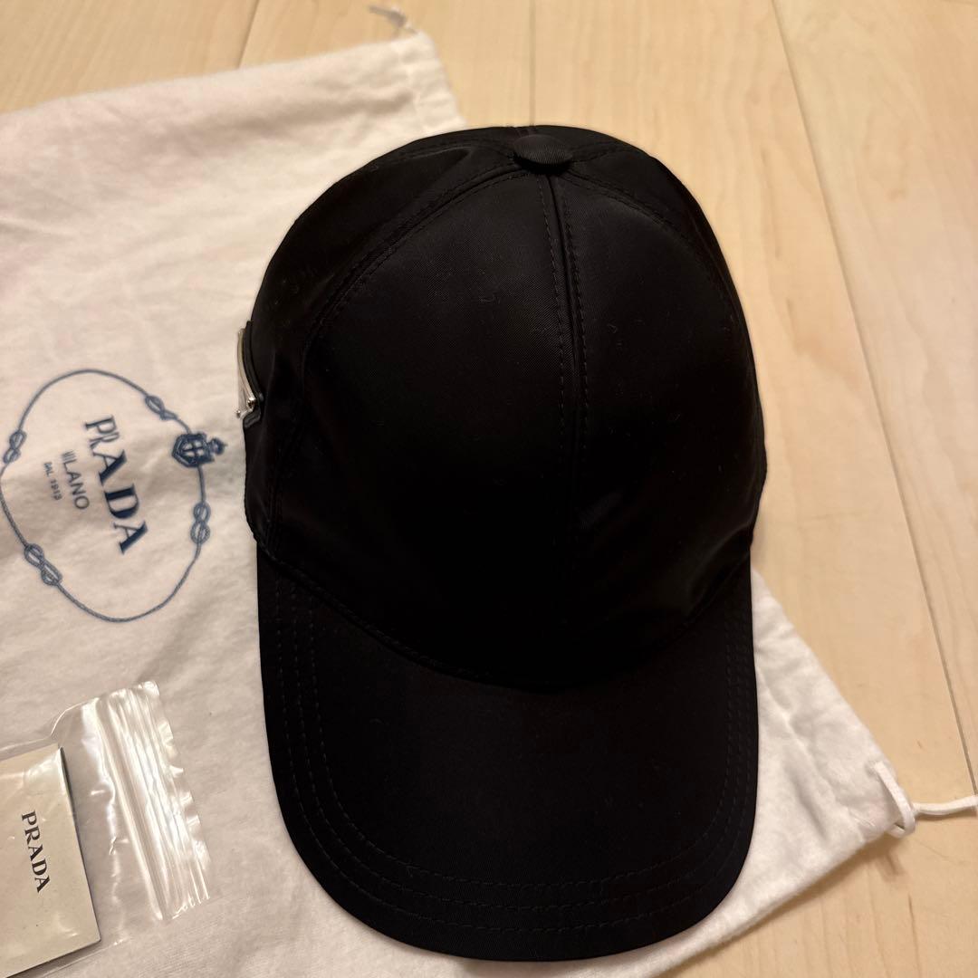たまぴかプラダ　キャップ　Mサイズ　PRADA 美品