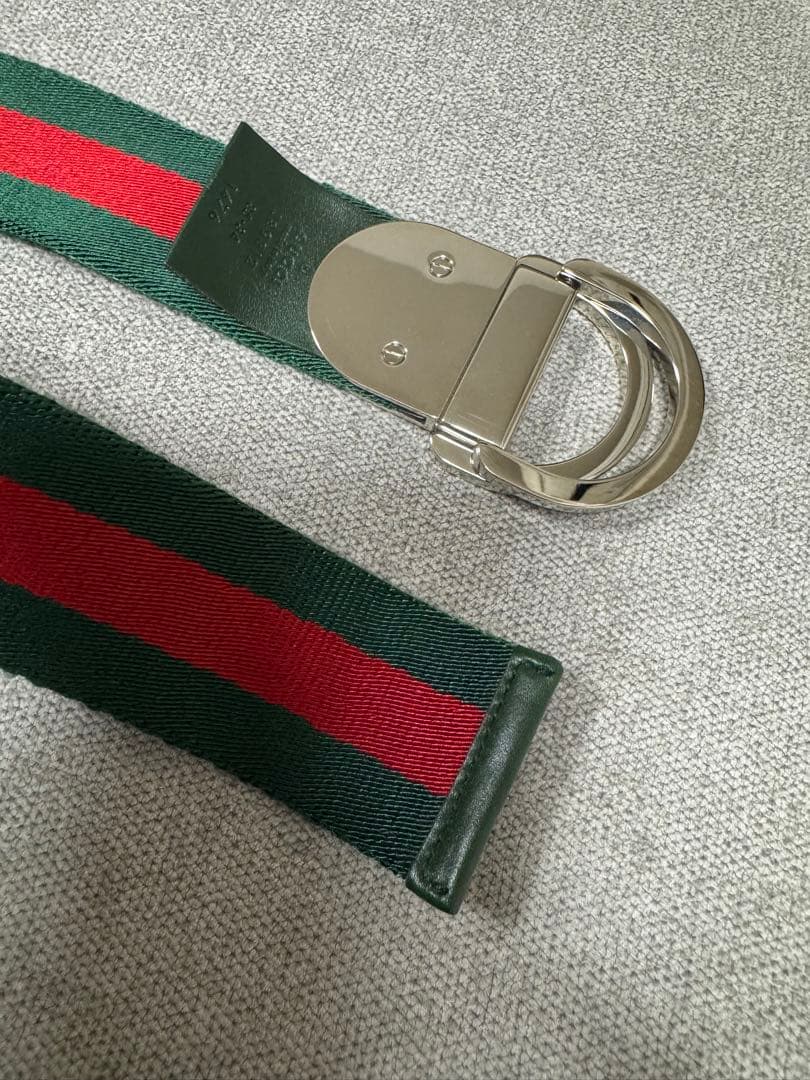 Gucci 緑赤ストライプ ベルト　美品
