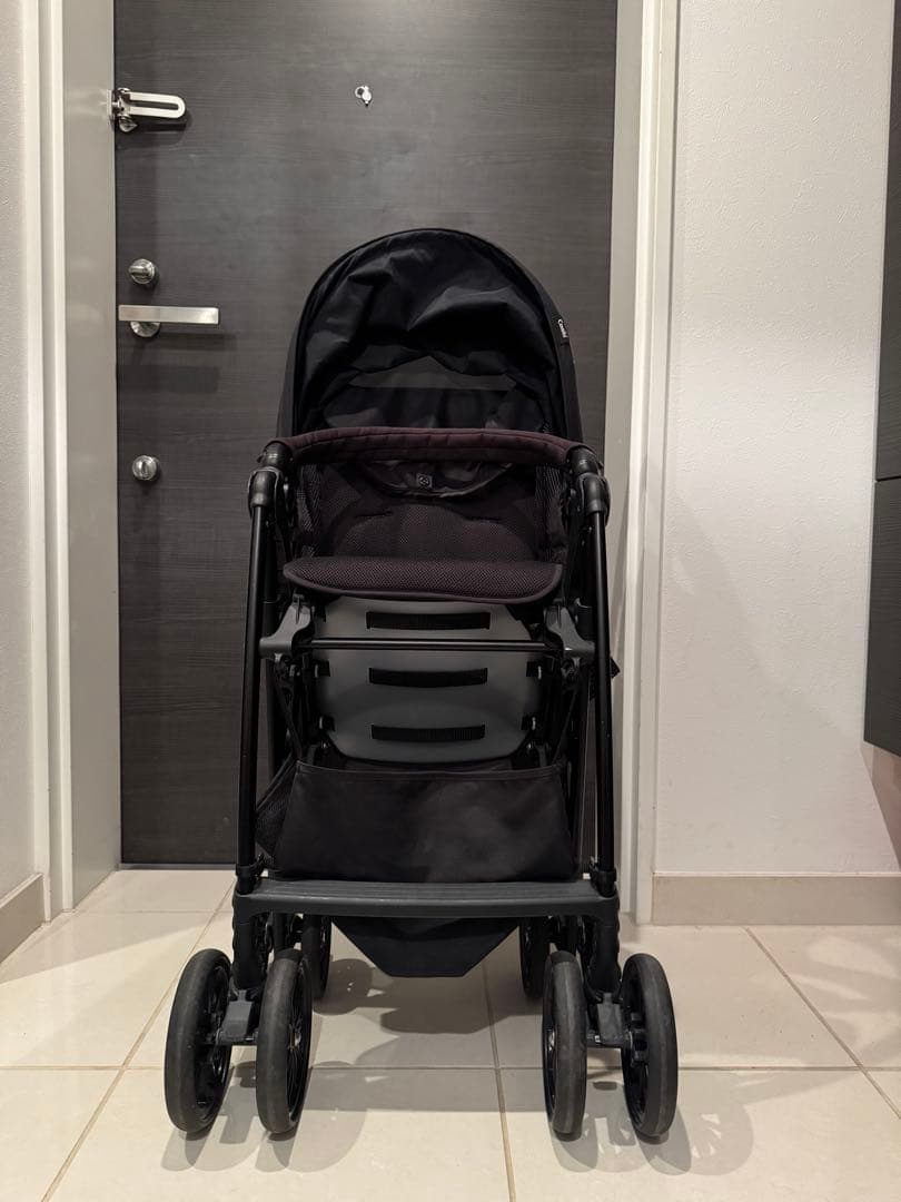 【美品】Combi ベビーカー Acbee plus AN ブラック