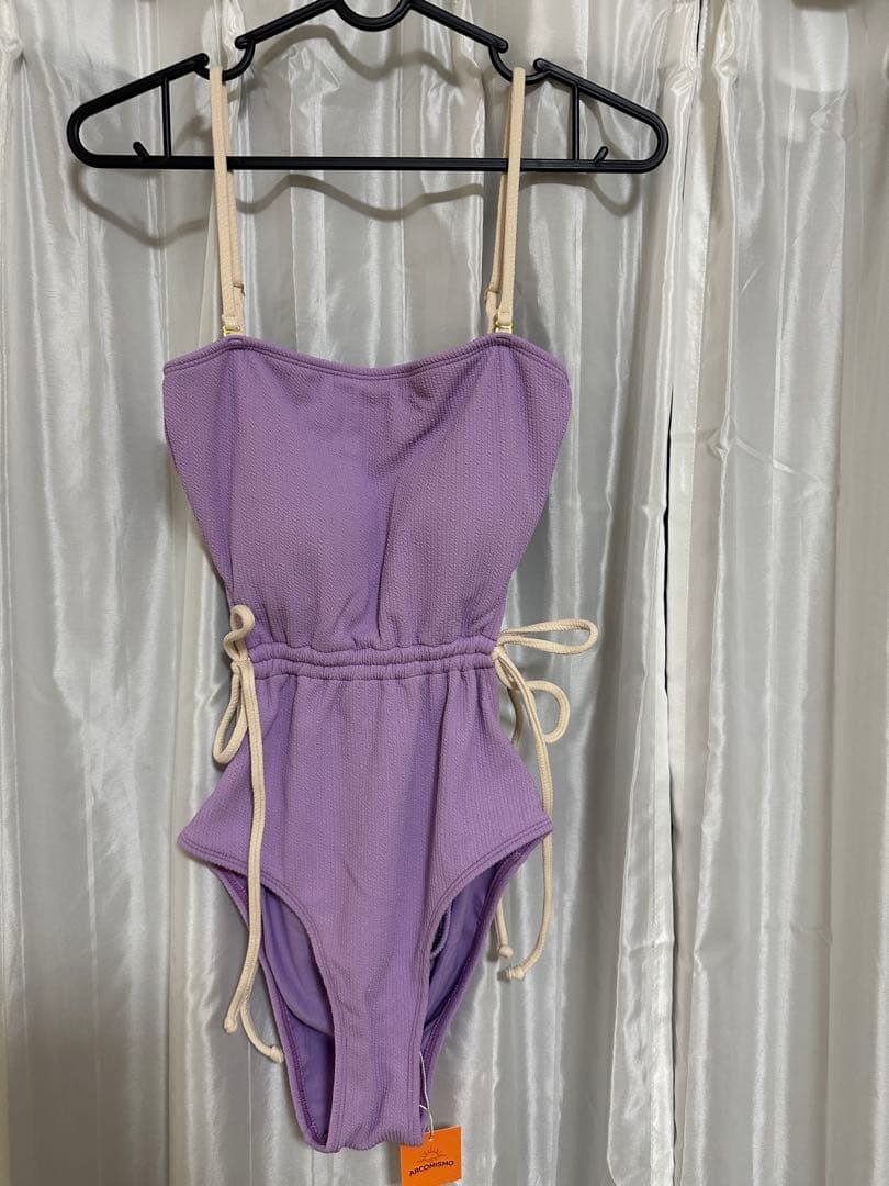 ARCOMISMO サイドカッティングワンピース/水着 ( パープル）