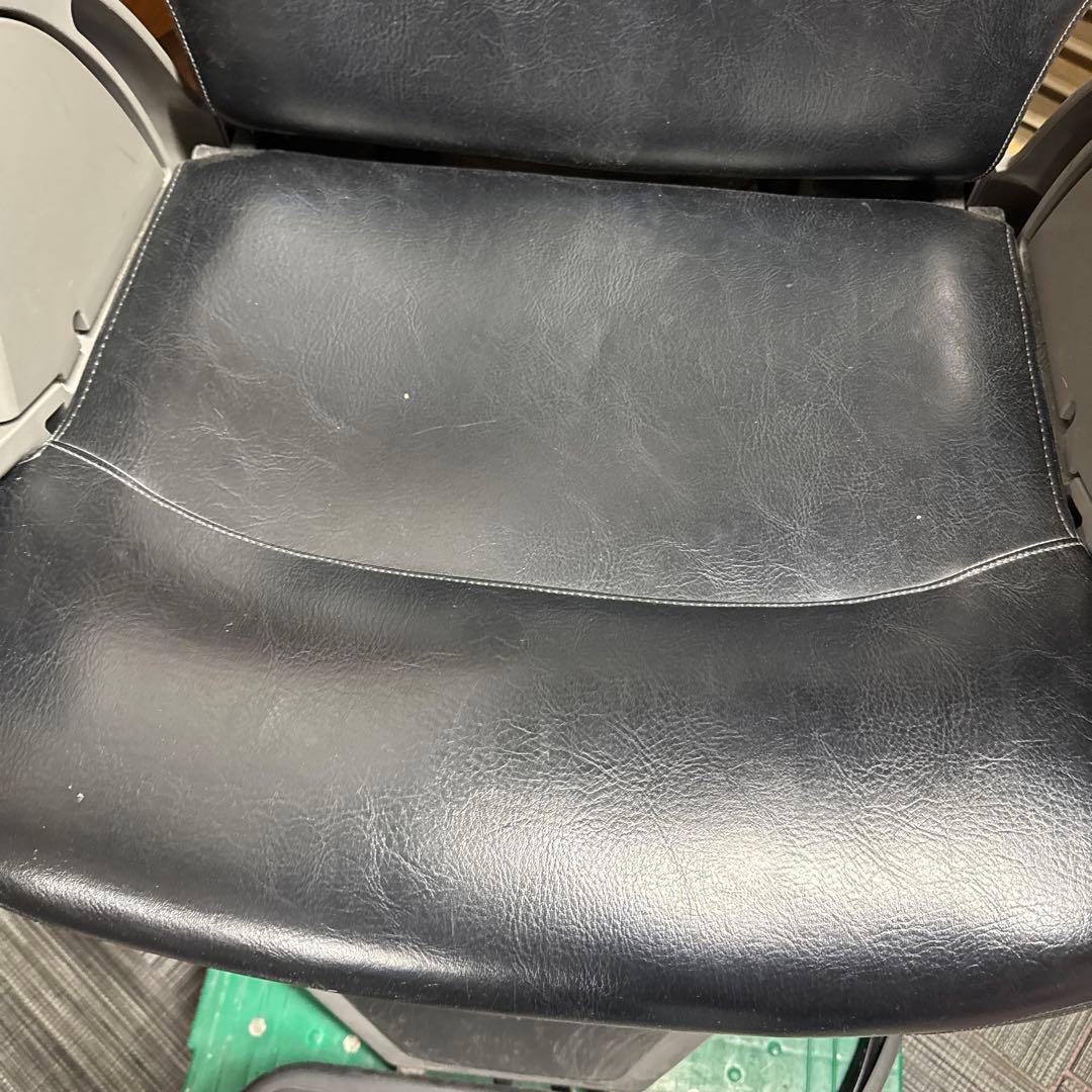 ◆2◆タカラベルモント、バーバー　電動カットチェア.一流ブランド