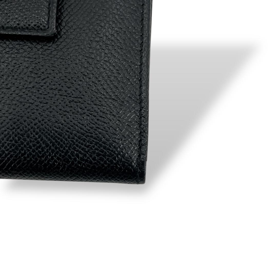 正規品　美品　ブルガリ　二つ折り財布　コンパクトウォレット　ブラック　レザー