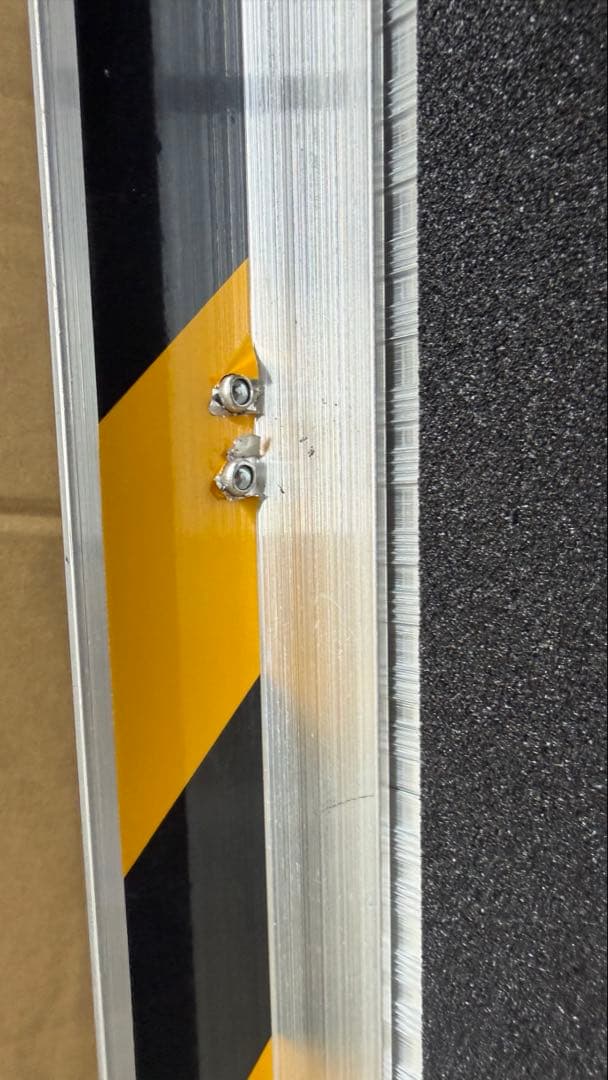 0204-0023折り畳み式　車椅子スロープ 4つ折り