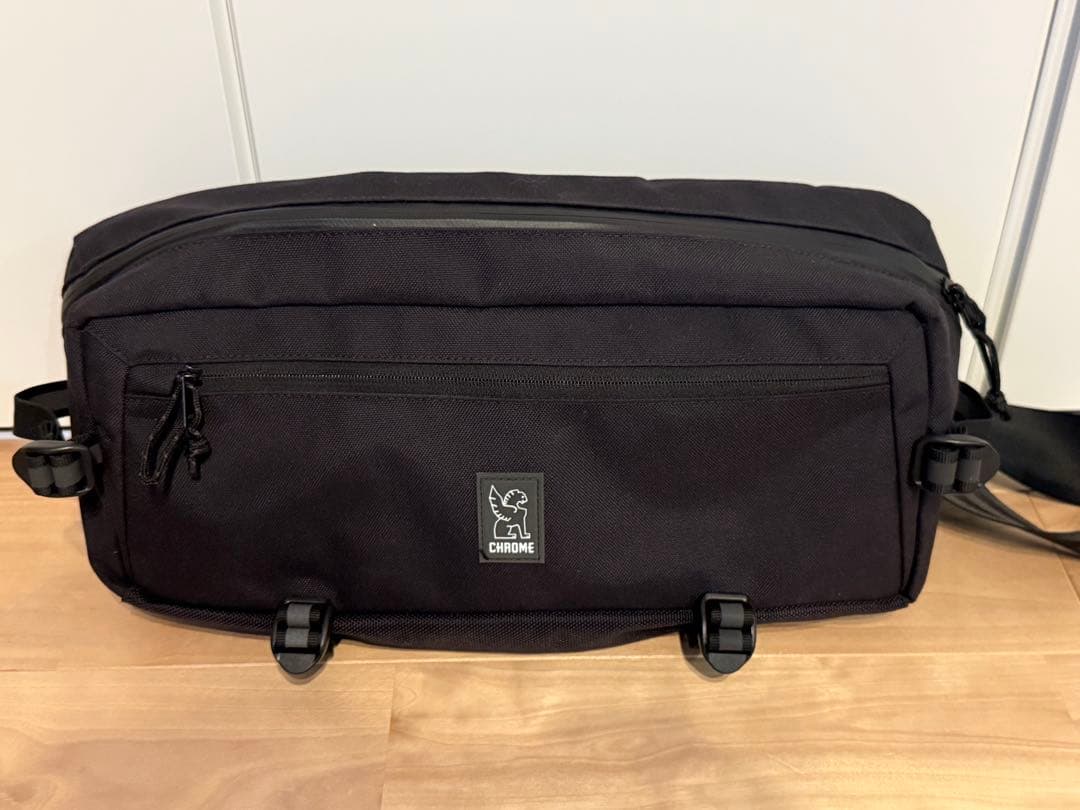 CHROME KADET SLING BAG 黒　カデット　オーガナイザー付き