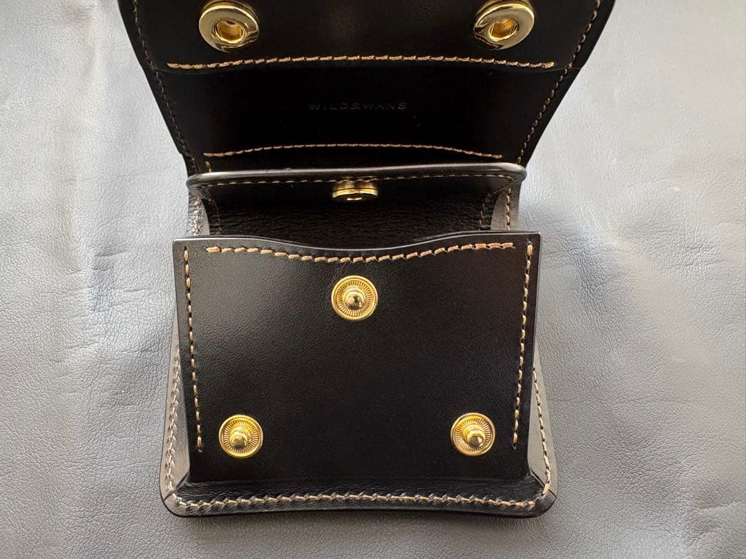 カーサ　シェルコードバン マホガニー　ワイルドスワンズ　wildswans