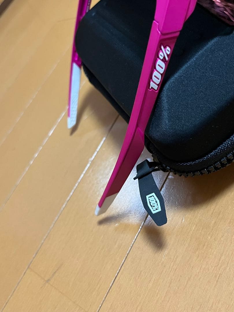 100%タティスJrモデルサングラス