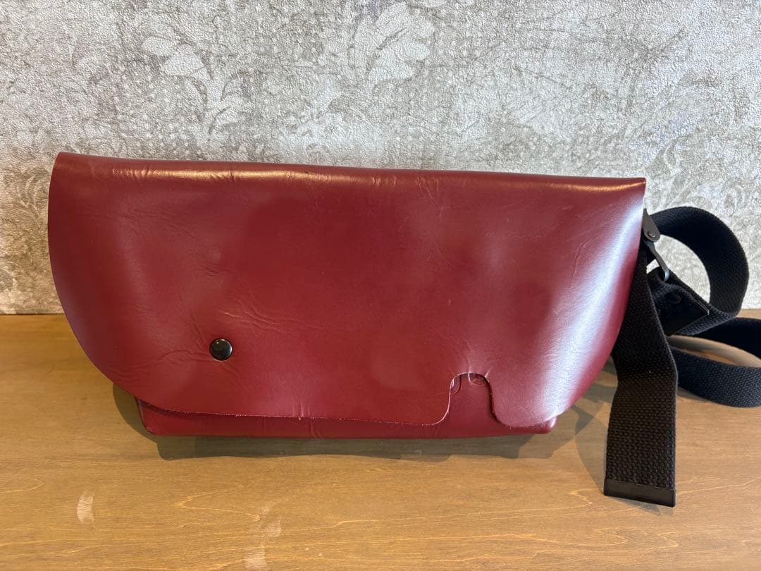 Uni&Co. ユニアンドコー メッセンジャーバック XS バーガンディ