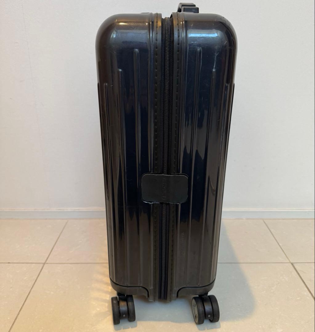 リモワ☆サルサエアー☆34L☆4輪