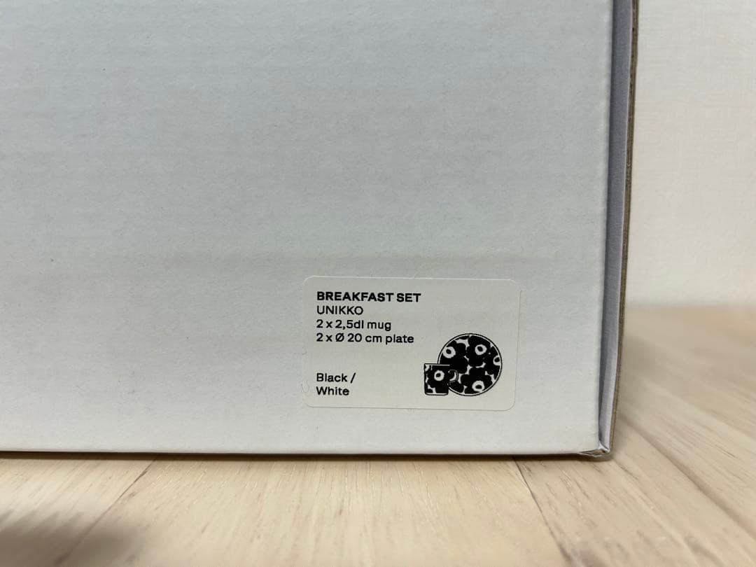 マリメッコ breakfast set 【未使用】ウニッコ マグカップ&プレート