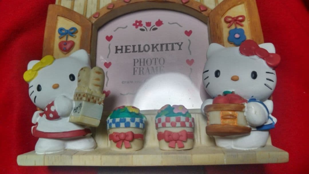 レア ハローキティ キティちゃん フォトフレーム サンリオ 陶器 ハート