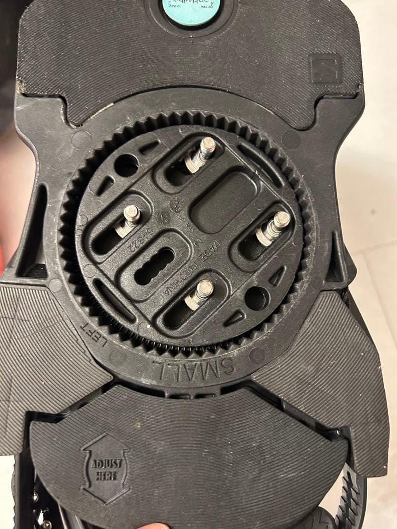 サロモン　ホログラム ビンディング　Sサイズ