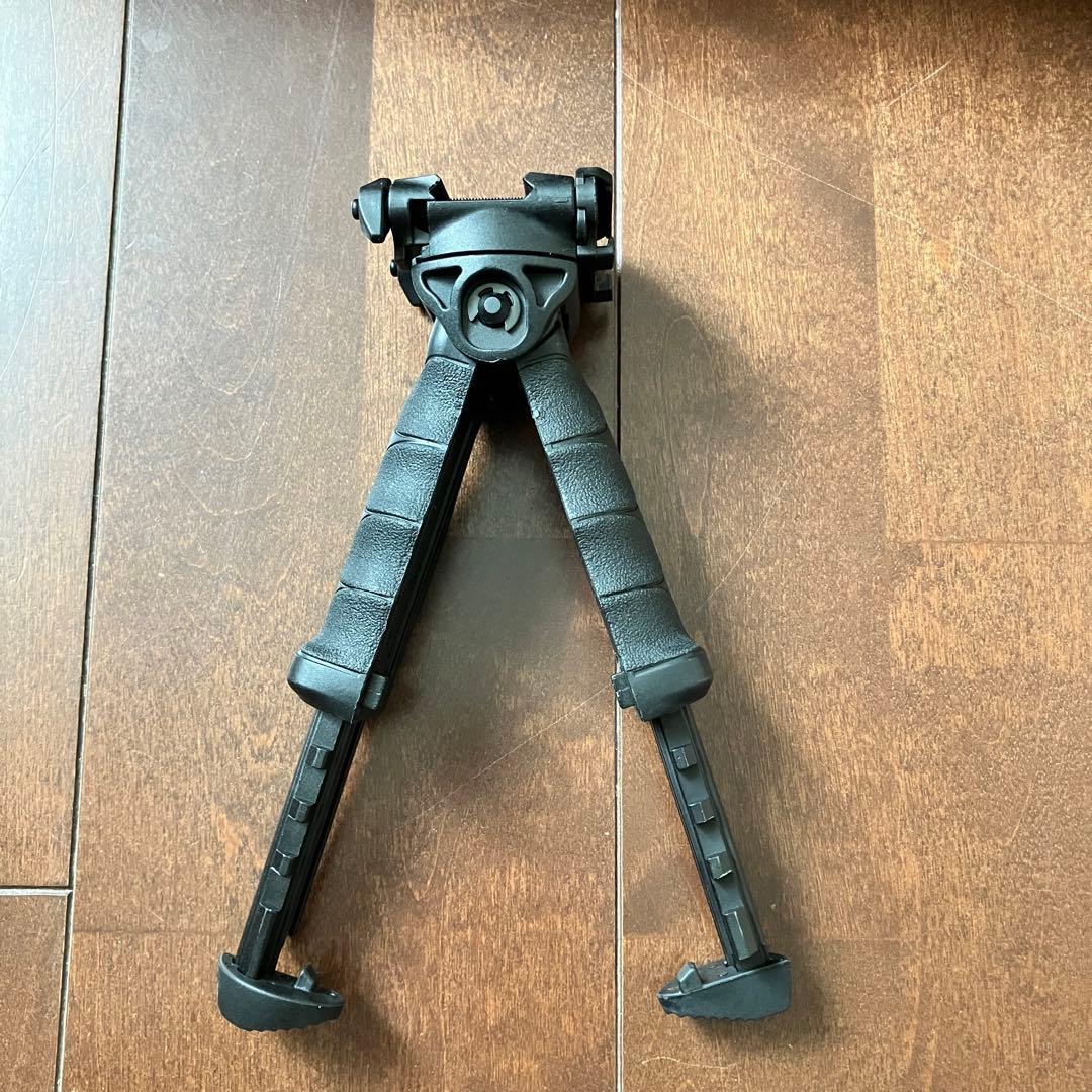 【FAB DEFENSE】 バイポッドグリップ T-POD G2 ブラック