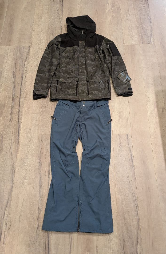 MISTRAL スノーボードウェア 上下セット Mサイズ 迷彩×ブルー　スノボ