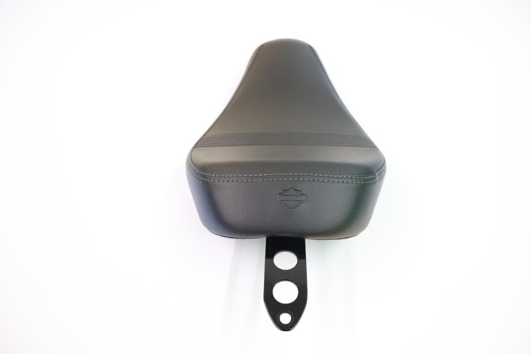 stomu ハーレー純正シート　スポーツスター　48　XL1200X