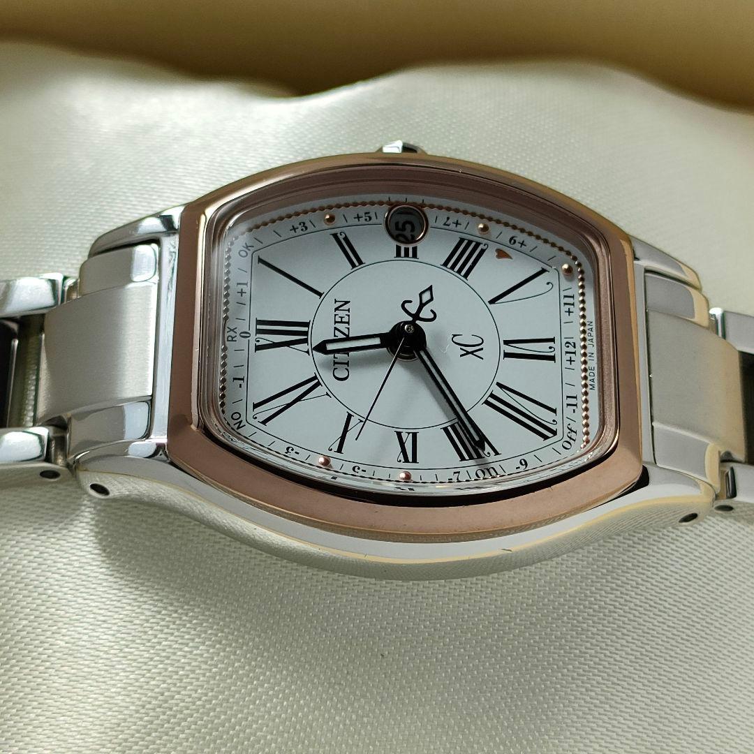 CITIZEN XC/ クロスシー チタン トノー 電波時計( ルキア