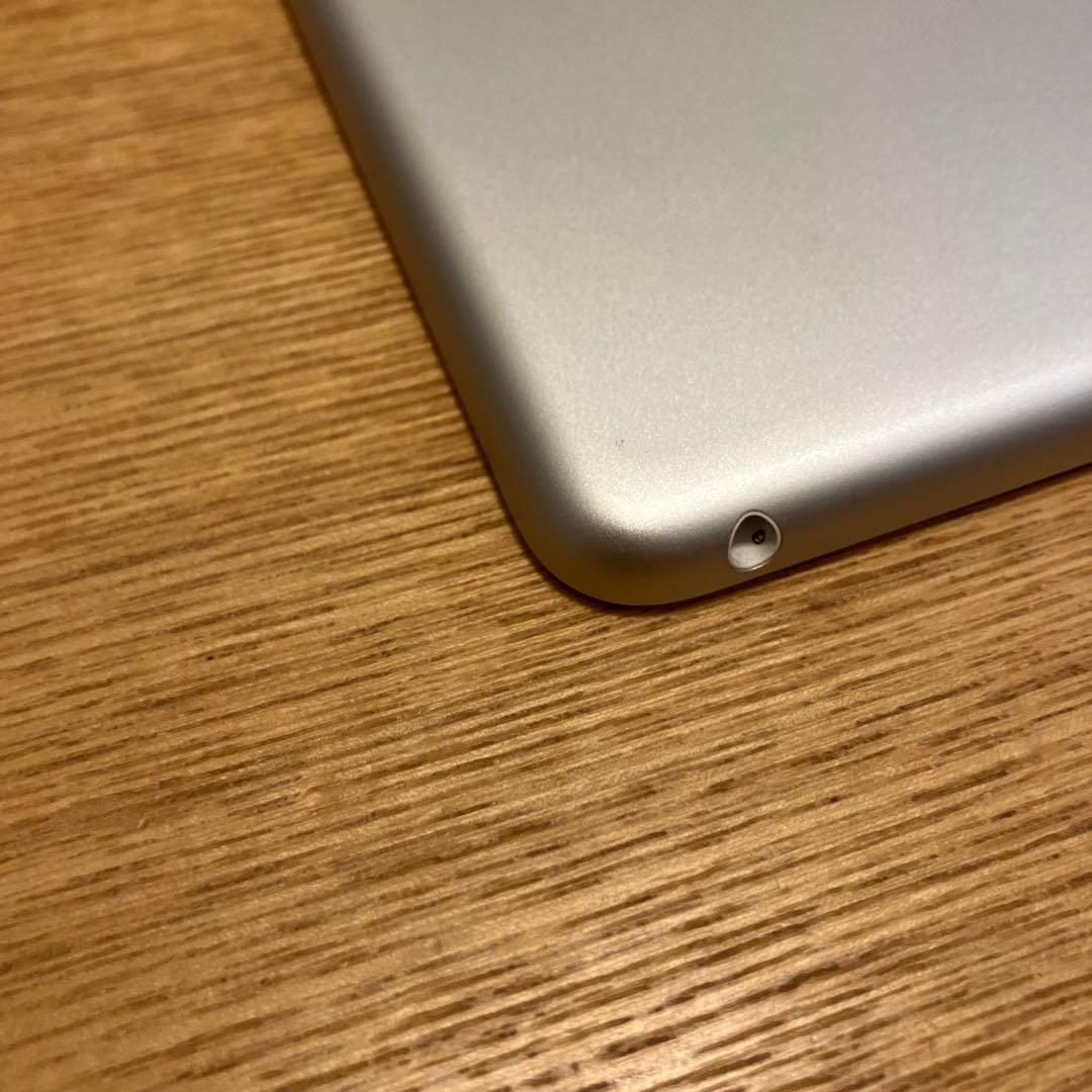 Apple iPad (第9世代) 64GB シルバー