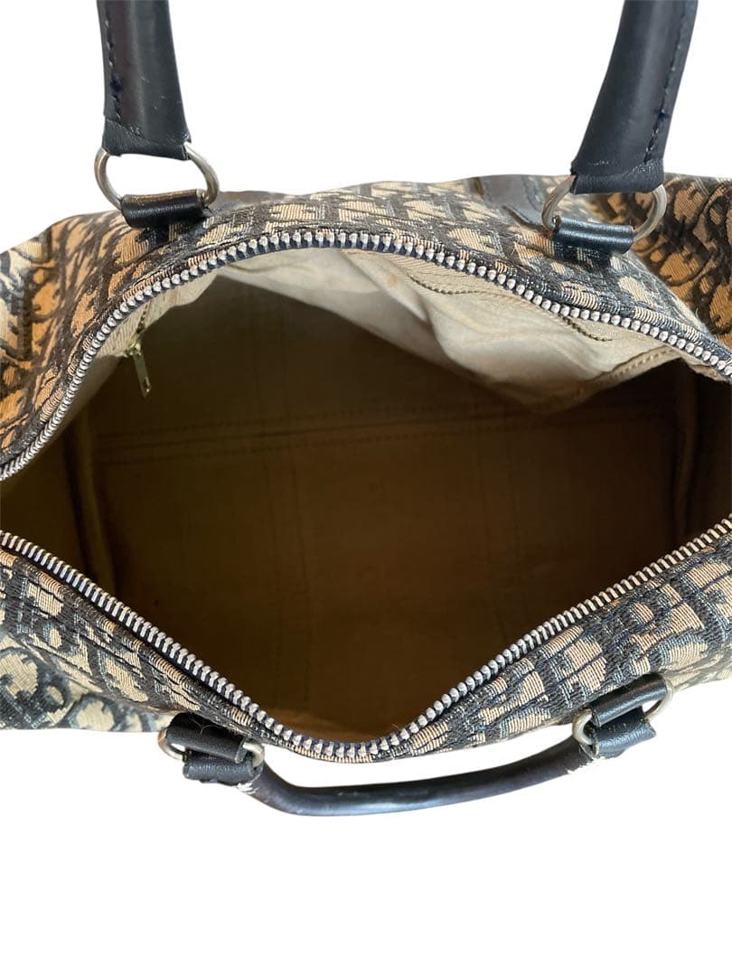 n*u様 クリスチャン・ディオールChristian Dior トロッター ボス