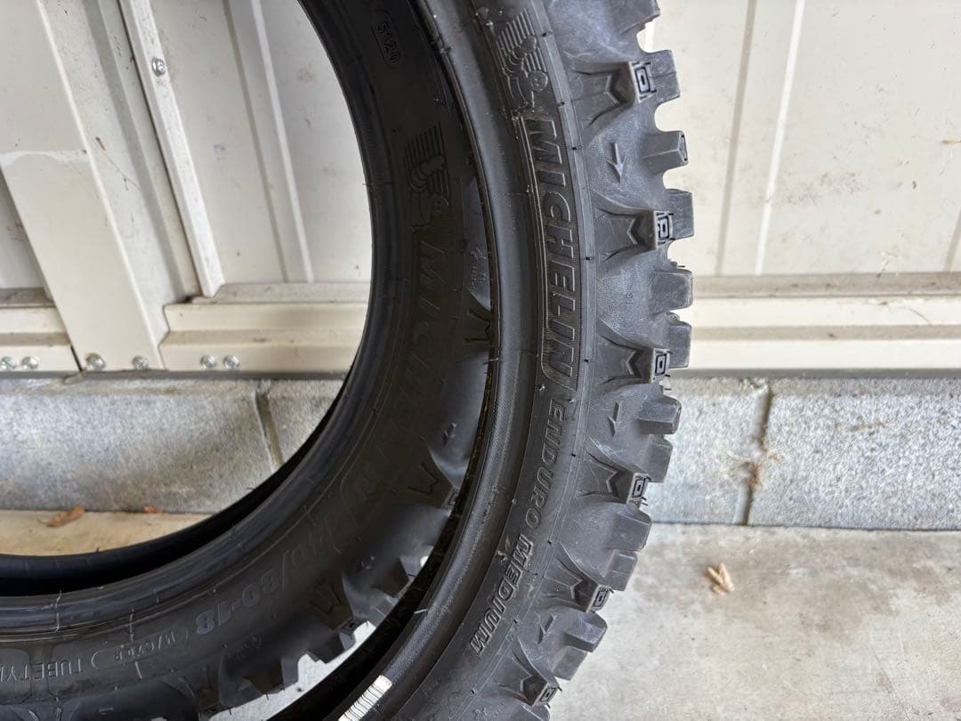 中古 ミシュラン MICHELIN エンデューロタイヤ Medium 前後